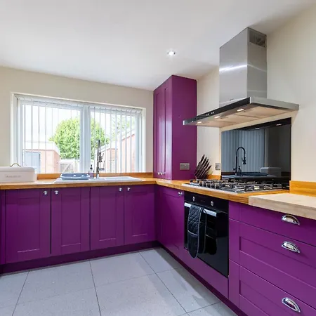 Creswicke 3 Bedroom House - Knowle, Ferienhaus Bristol