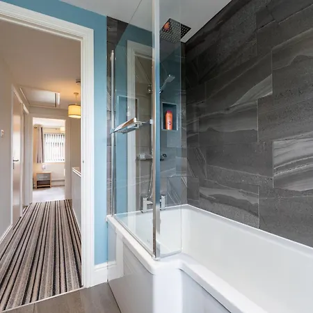 Creswicke 3 Bedroom House - Knowle, Ferienhaus Bristol